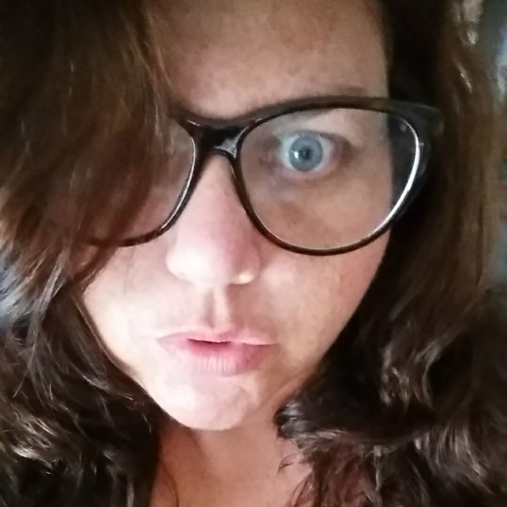 Meet your Posher, Deviney